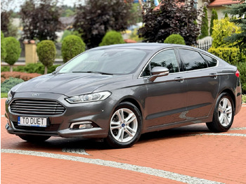 Vieglā automašīna FORD