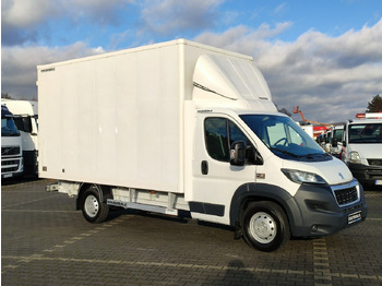 Furgons ar slēgtā virsbūve PEUGEOT Boxer