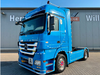 Vilcējs MERCEDES-BENZ Actros 1844