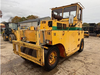 Pneimatiskais veltnis HAMM