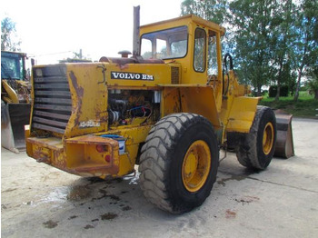 Riteņu iekrāvējs Volvo 4400: foto 3