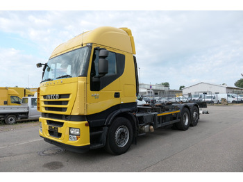 Konteineru vedējs/ Kravas automašīna ar noņemamā virsbūve IVECO Stralis