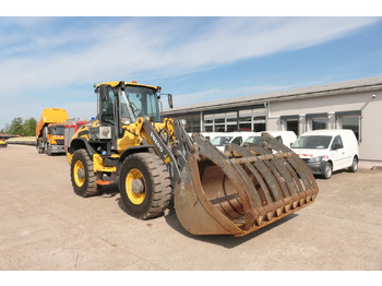 Riteņu iekrāvējs VOLVO L45H