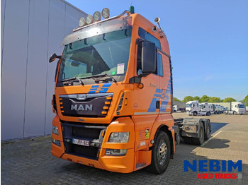 : fotogrāfija galvenē