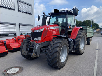 Traktors MASSEY FERGUSON