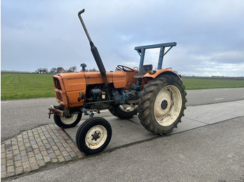 Traktors FIAT