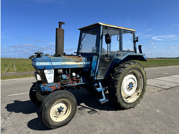 Traktors FORD