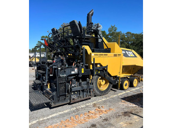 Asfalta klājējs CATERPILLAR AP500F