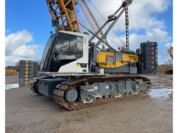 Kāpurķēžu celtnis LIEBHERR