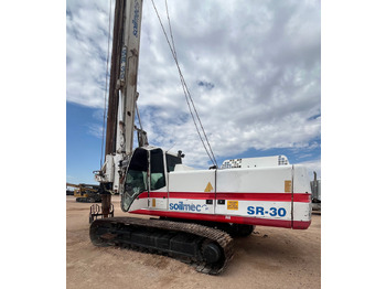 Pāļu dzinējs SOILMEC