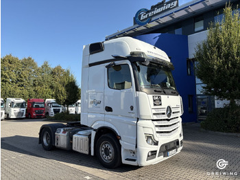 Vilcējs MERCEDES-BENZ