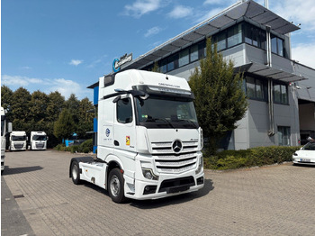 Vilcējs MERCEDES-BENZ
