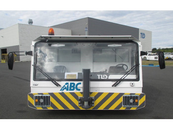 Lidmašīnu vilcējs TLD