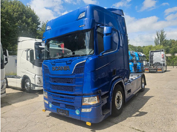 Vilcējs SCANIA R 410