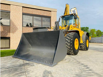 Riteņu iekrāvējs VOLVO L120E