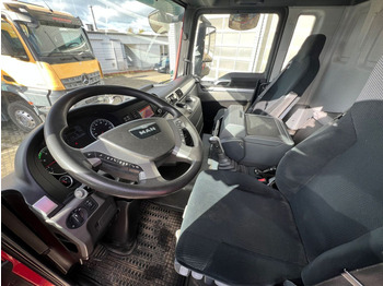 Kravas automašīna pašizgāzējs, Kravas auto ar manipulatoru MAN TG-S 2-Achs Allradkipper Kran 18.360 4x4 BL Funk: foto 5 Kravas automašīna pašizgāzējs, Kravas auto ar manipulatoru MAN TG-S 2-Achs Allradkipper Kran 18.360 4x4 BL Funk: foto 5