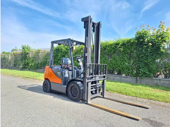 Dīzeļiekrāvējs DOOSAN