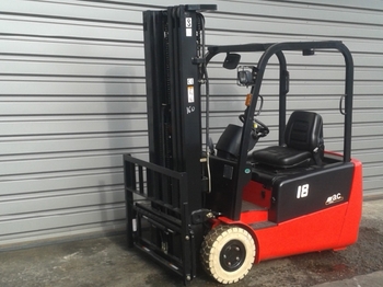 Jaunā Elektroiekrāvējs Hangcha J3W18 1800: foto 1