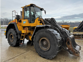 Riteņu iekrāvējs VOLVO L150H