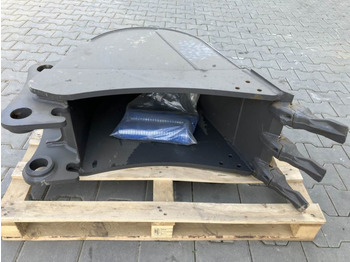 Ekskavators-iekrāvējs VOLVO