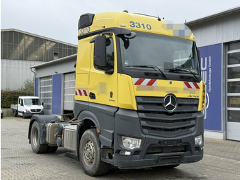 Vilcējs MERCEDES-BENZ Actros 1846