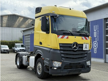 Vilcējs MERCEDES-BENZ Actros 1846