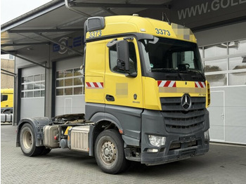 Vilcējs MERCEDES-BENZ Actros 1846