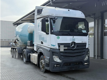 Vilcējs MERCEDES-BENZ Actros 1845