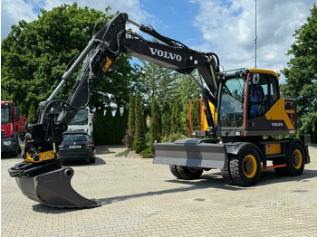 Riteņu ekskavators VOLVO EWR150E