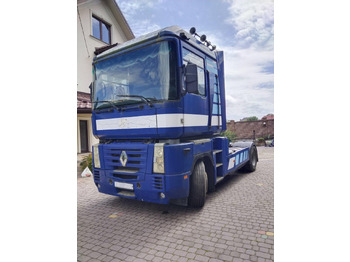 Vilcējs RENAULT Magnum 440