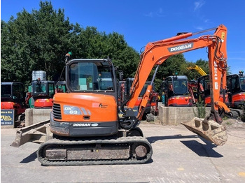 Mini-ekskavators DOOSAN DX63-3