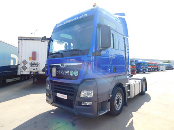 Vilcējs MAN TGX