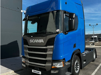 Vilcējs SCANIA R 450