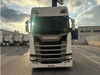 Vilcējs SCANIA S 500