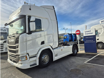 Vilcējs Scania R 450: foto 3