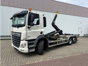 Pacēlājs ar āķi DAF CF 480