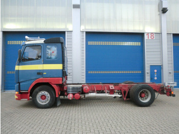 Šasija kravas automašīna FH New 12-420 4x2: foto 3