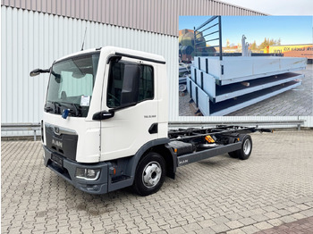 Bortu kravas automašīna/ Platforma MAN TGL 8.160