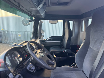 Interior photo 1: Pacēlājs ar āķi MAN TGS 26.480 6x2-4 BL TGS 26.480 6x2-4 BL, Lenk-Liftachse, VDL Abrollkipper bis 7m Container