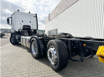 Jaunā Šasija kravas automašīna Mercedes-Benz Actros 2545 L 6x2 Actros 2545 L 6x2, Lenk-/Liftachse, MultimediaCockpit: foto 2