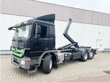 Pacēlājs ar āķi MERCEDES-BENZ Actros 2546