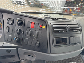 Šasija kravas automašīna, Kravas auto ar manipulatoru Mercedes-Benz Atego 1023 A 4x4 mit Unfallschaden! Atego 1023 A 4x4, Einzelbereifung, Heckkran Palfinger PK4501-B, Funk, UNFALLSCHADEN!: foto 4