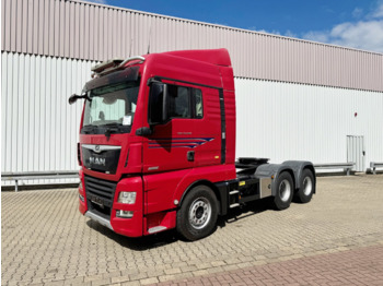 Vilcējs MAN TGX