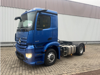 Vilcējs MERCEDES-BENZ Actros 1843