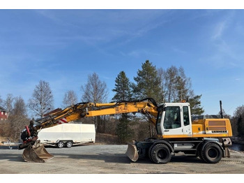Riteņu ekskavators LIEBHERR A 914