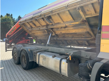 Kravas automašīna pašizgāzējs, Kravas auto ar manipulatoru Mercedes-Benz Actros 2544 MP2 Kupplung Retarder PK 17502: foto 4