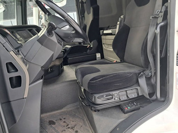 Kravas automašīna ar slēgto virsbūvi MAN TGM 15.250: foto 4