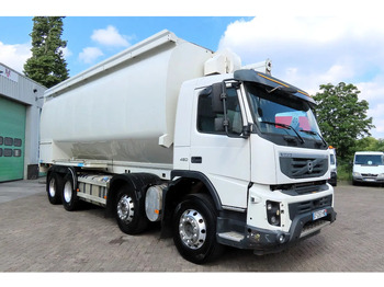 Autocisterna Volvo FMX 450 8x4 AUGER, radio control, 7 COMP. Full Volvo Service! . EXCELLENT condition: foto 3