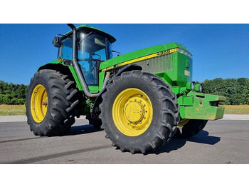 Traktors JOHN DEERE 4055 Series