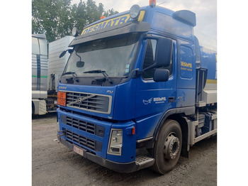 Autocisterna VOLVO FM 400